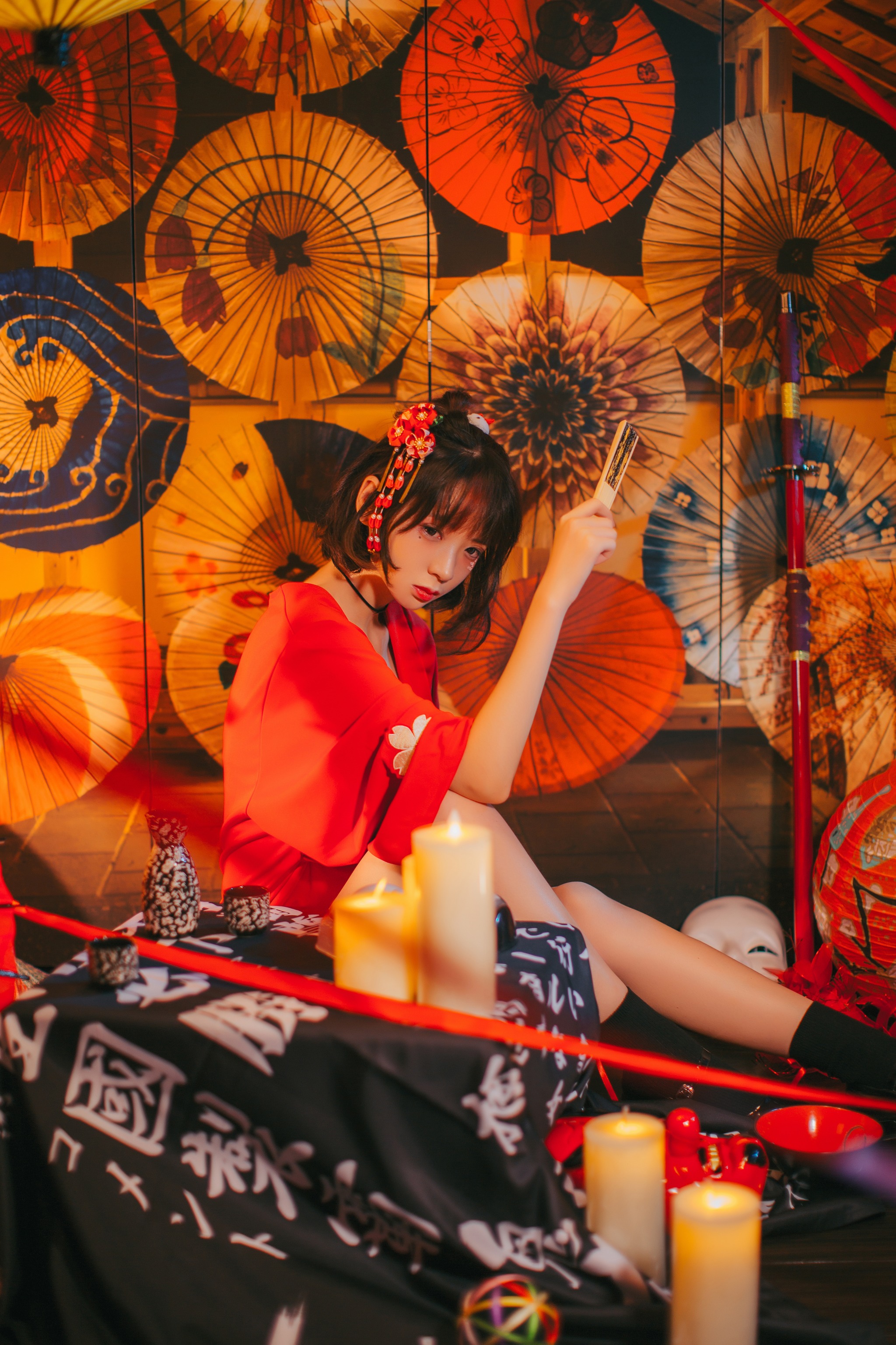 图片[1]-疯猫ss – NO.020 红色羽衣 [15P]-XikXak